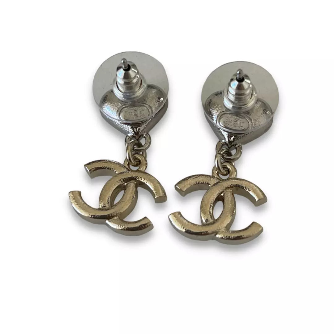 Chanel CC Heart Gold Metal Earrings