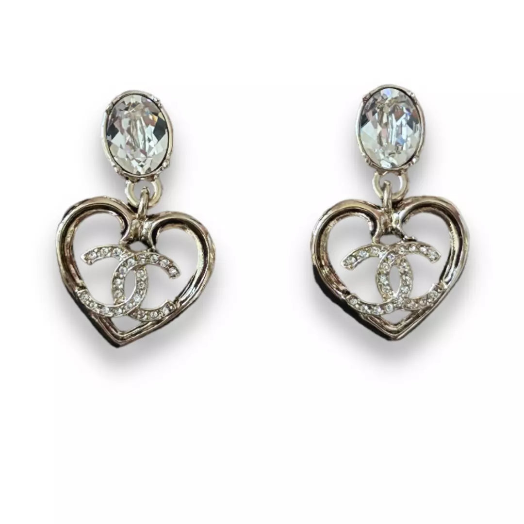 CHANEL CC HEART METAL & CRYSTALS EARRINGS
