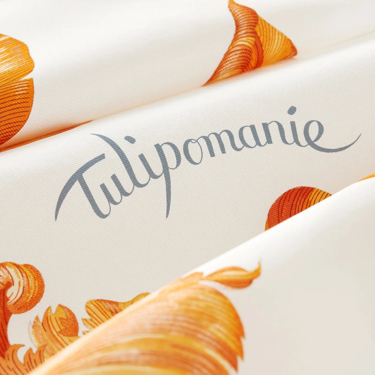 HERMÈS BLANC ORANGE CORAIL TULIPOMANIE 45 SCARF