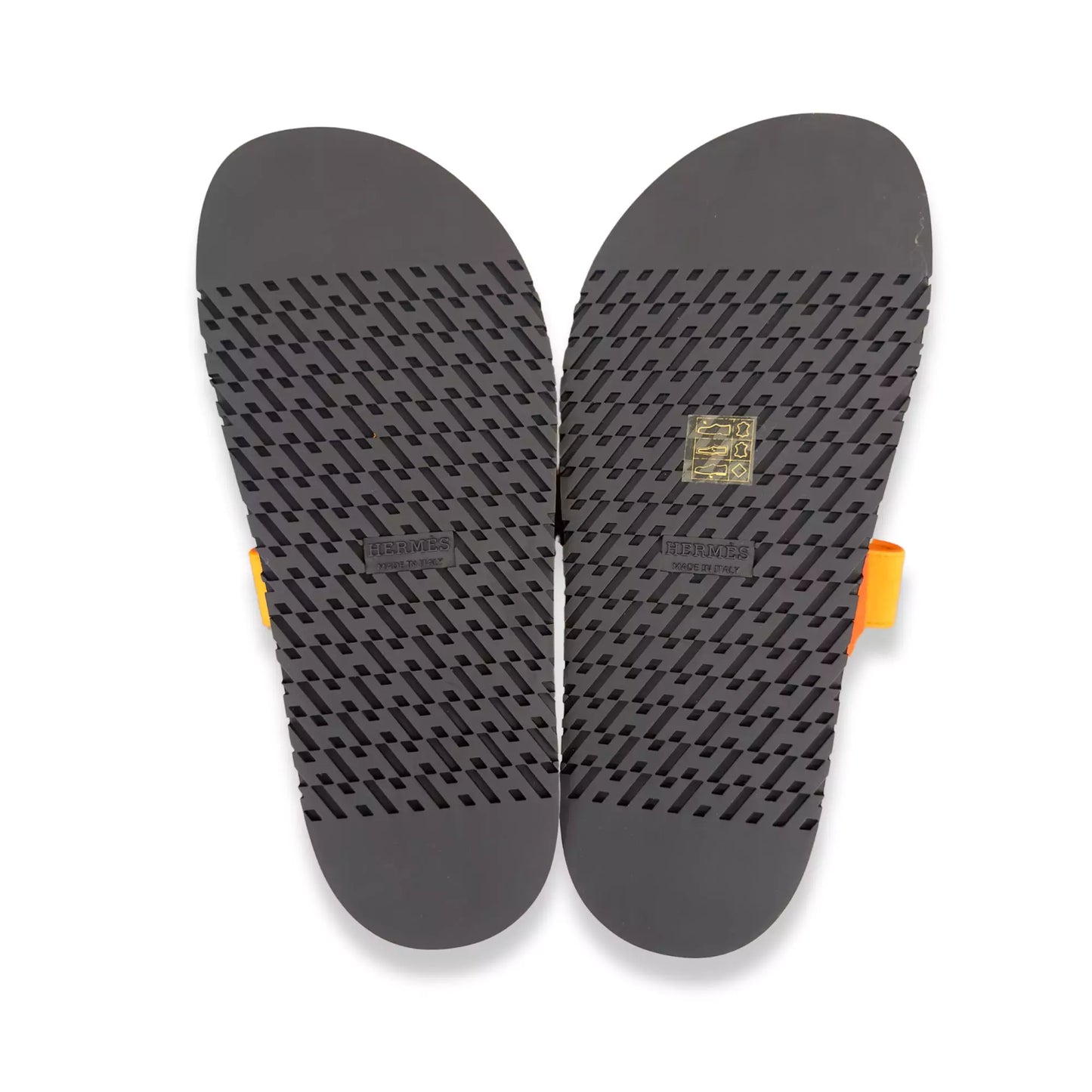 HERMÈS ROUGE ÉCARLATE/SUNSET SUEDE LEATHER CHYPRE SANDALS