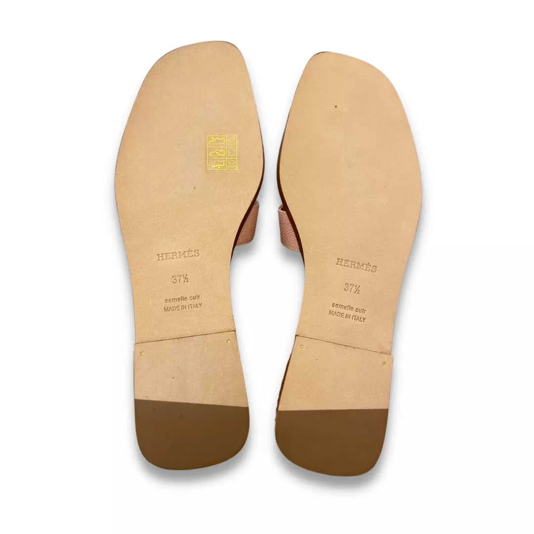 Sandalias Hermès color rosa claro y naranja