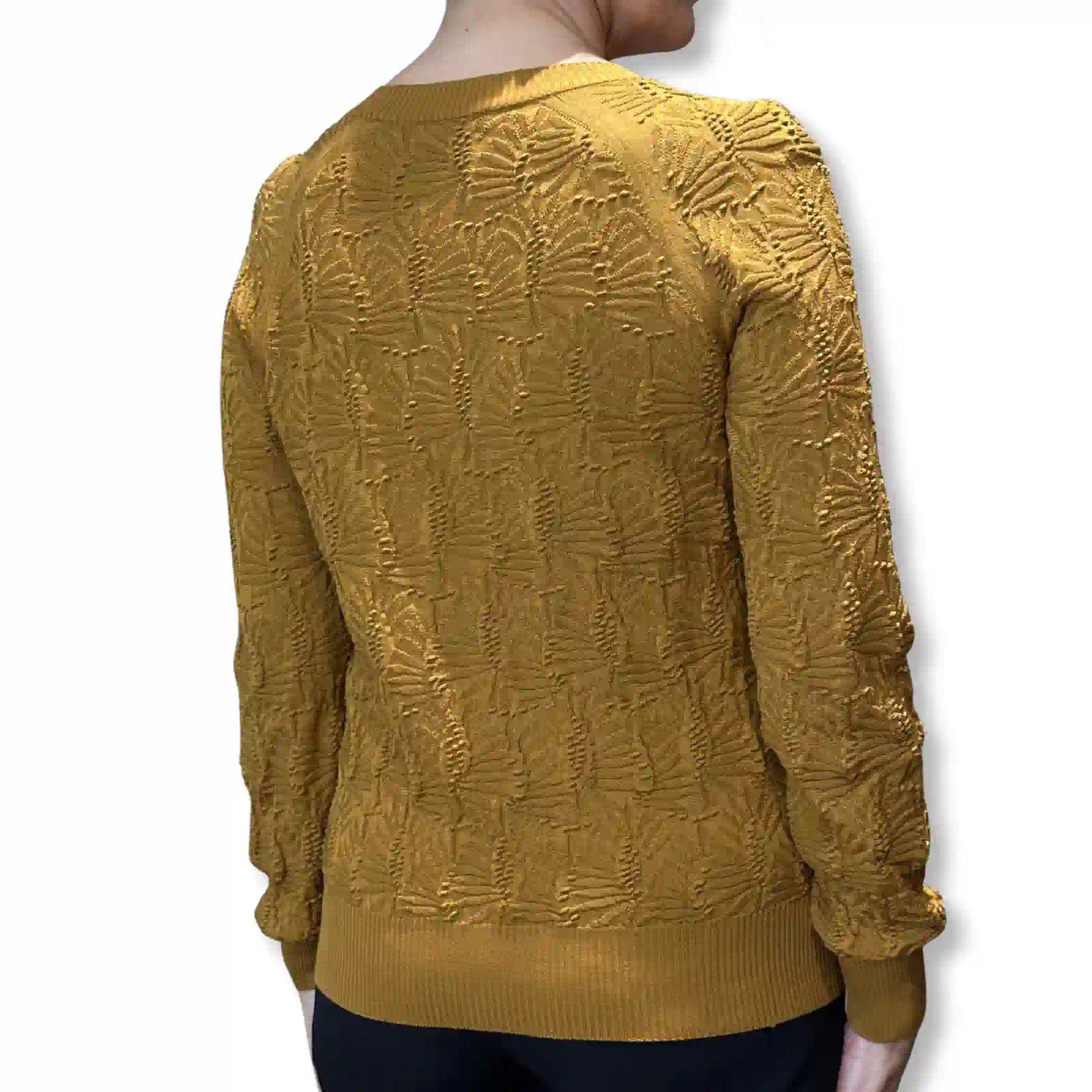 CHANEL GOLD KNITTED SWEATER