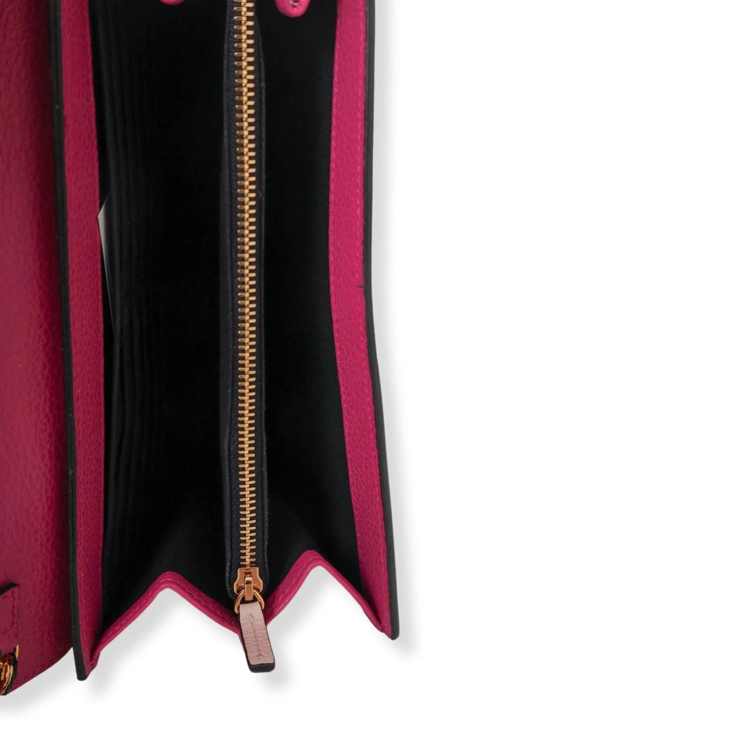 Cartera Versace en tonos rosa con cadena