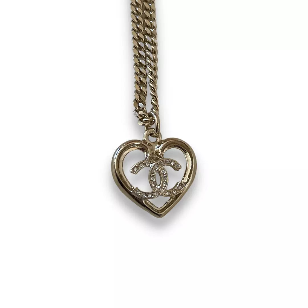 CHANEL CC HEART CRYSTAL NECKLACE