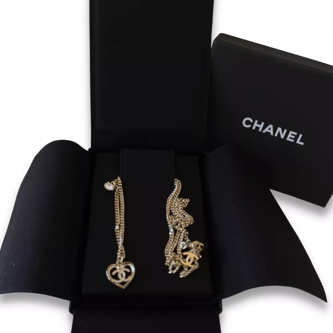 CHANEL CC HEART CRYSTAL NECKLACE