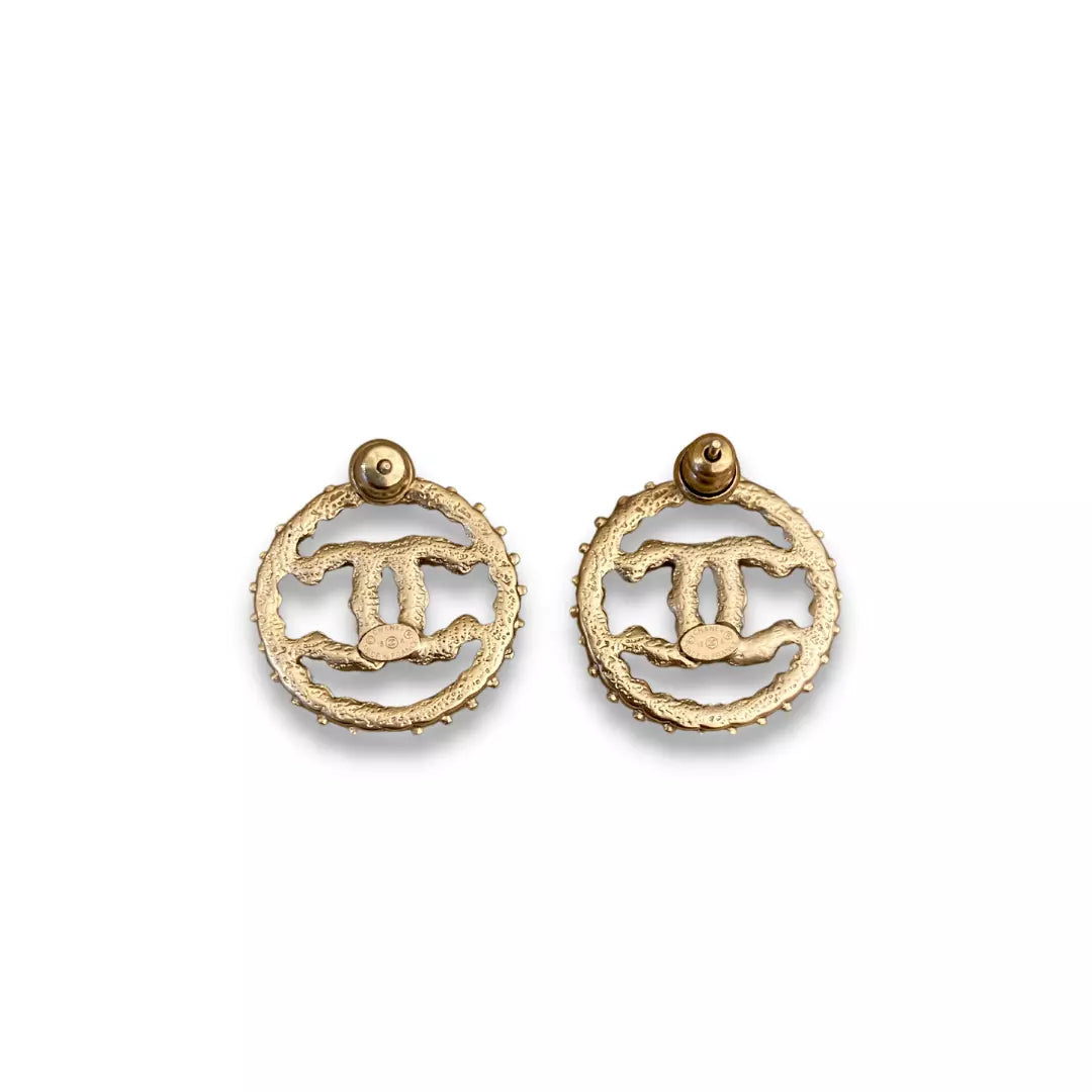 CHANEL PEARL CC EARRINGS