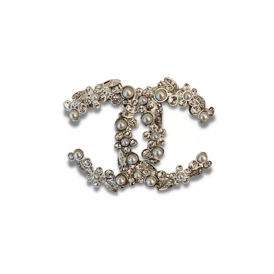 CHANEL PEARL CRYSTAL FLOWER CC BROOCH