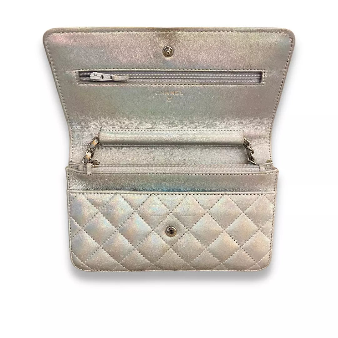 CHANEL SILVER LEATHER WALLET ON CHAIN BAG