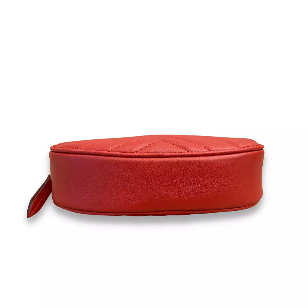 GUCCI RED METALASSÉ MARMONT BELT BAG