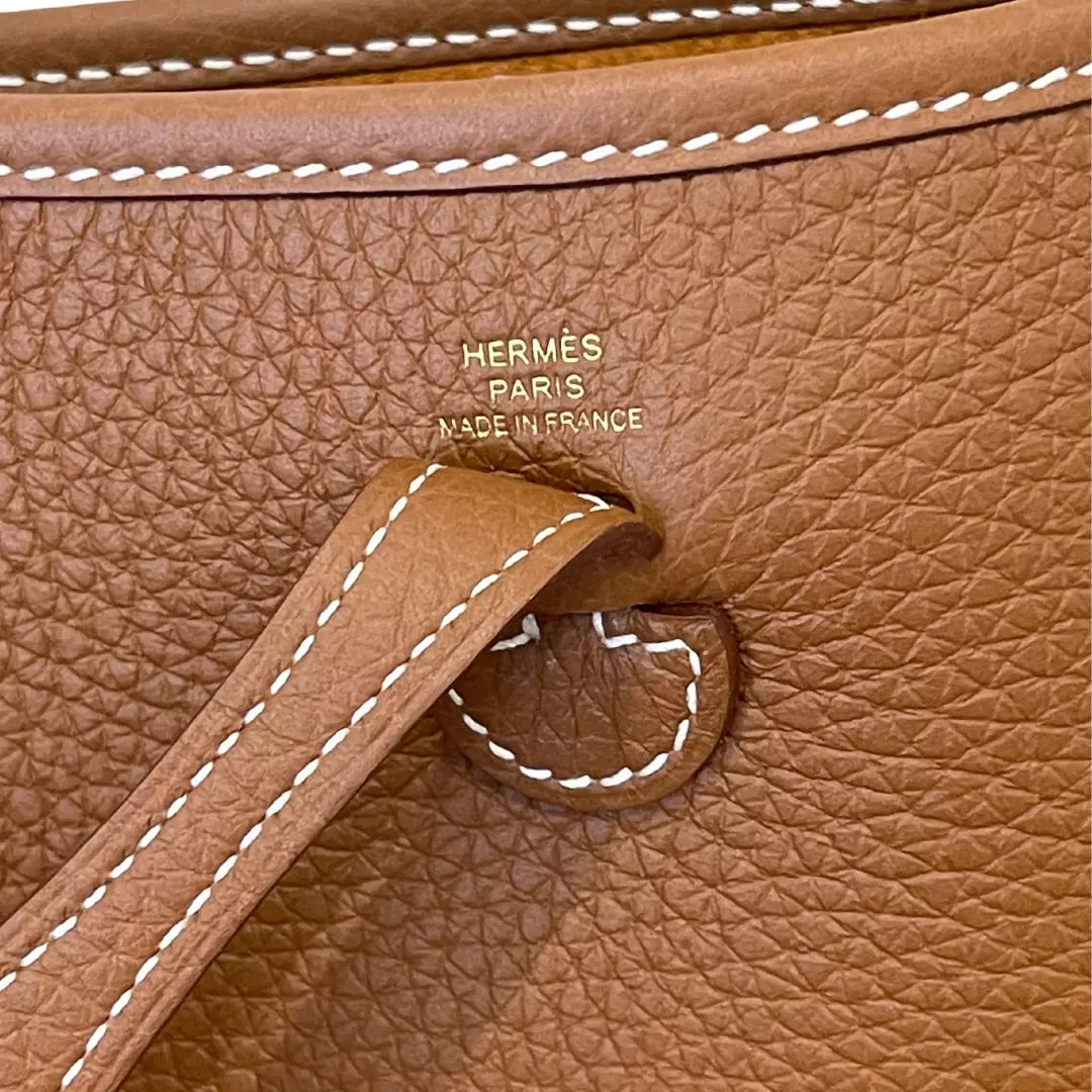 BOLSO HERMÈS EVELYNE 16 GOLD