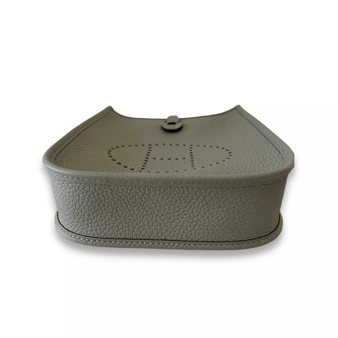 BOLSO HERMÈS EVELYNE 16 SAGE