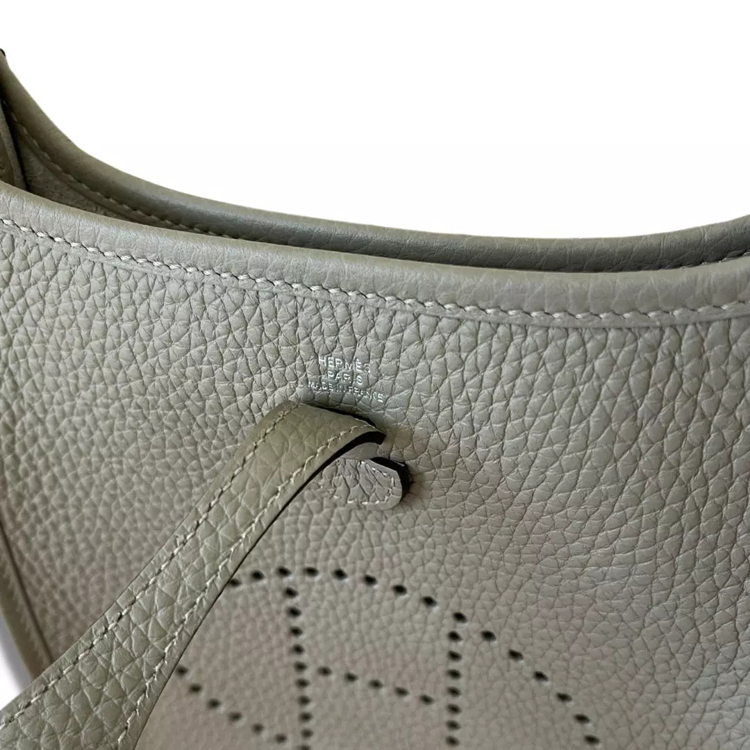 BOLSO HERMÈS EVELYNE 16 SAGE