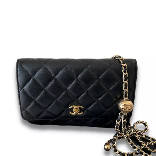 CHANEL BLACK LEATHER WALLET ON CHAIN BAG