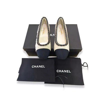 Bailarinas Chanel de cadena de tweed blanco