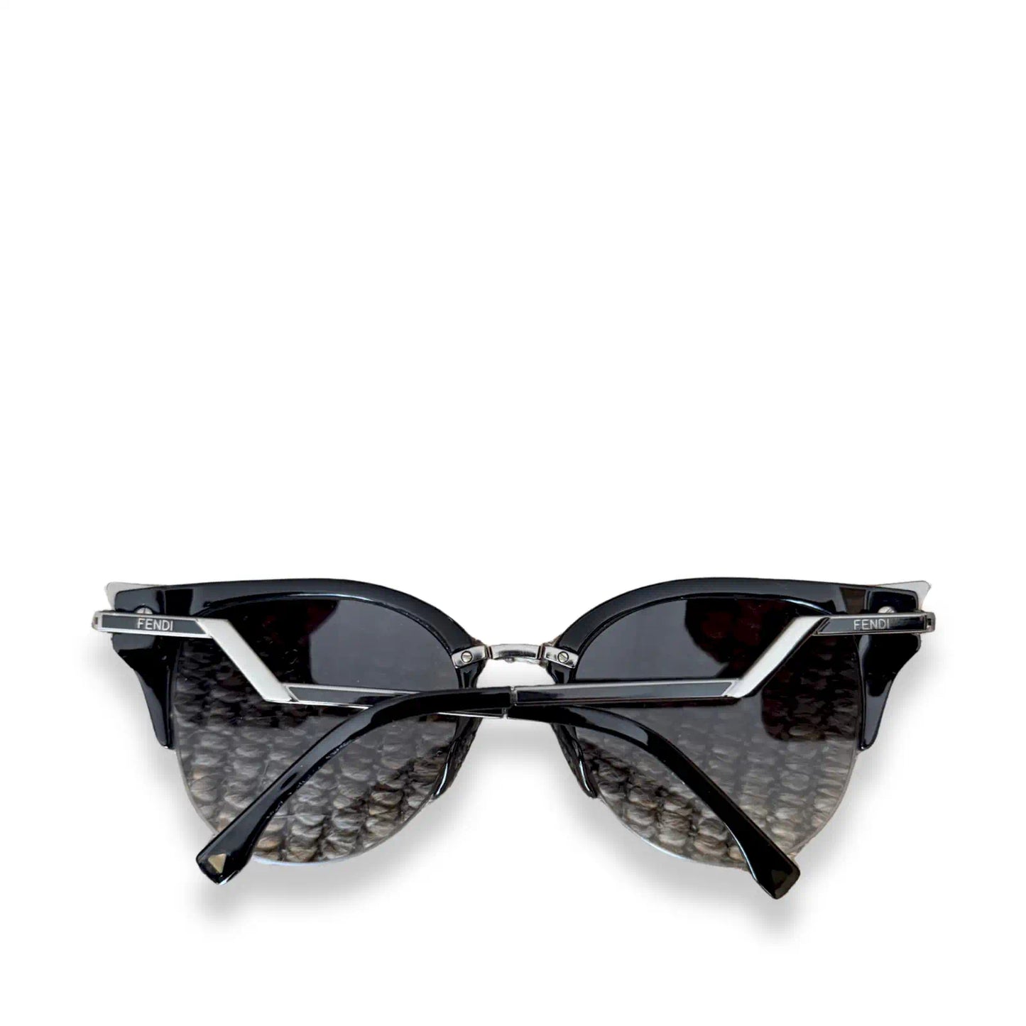 FENDI BLACK CAT-EYE SUNGLASSES WITH METAL DETAIL
