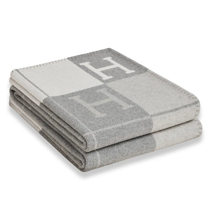 HERMÈS ÉCRU GRIS CLAIR AVALON III BLANKET