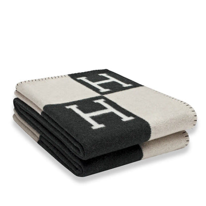 HERMÈS ÉCRU GRIS FONCÉ AVALON SOFA BLANKET