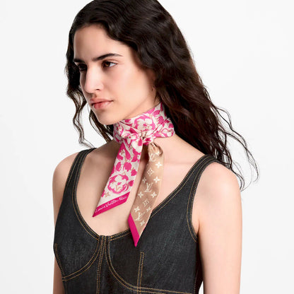 LOUIS VUITTON LV SAFARI BB SCARF