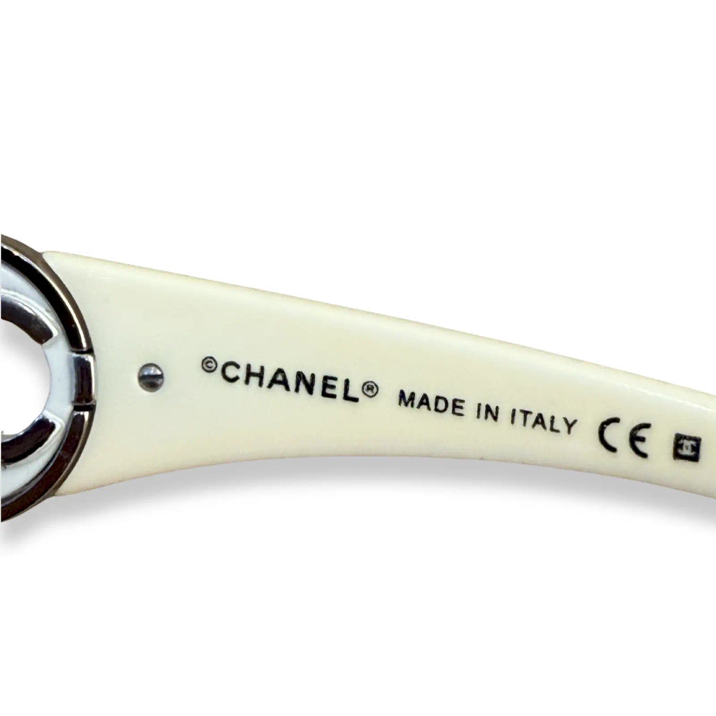 CHANEL VINTAGE WHITE CC LOGO SUNGLASSES