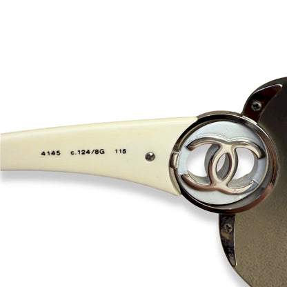 CHANEL VINTAGE WHITE CC LOGO SUNGLASSES