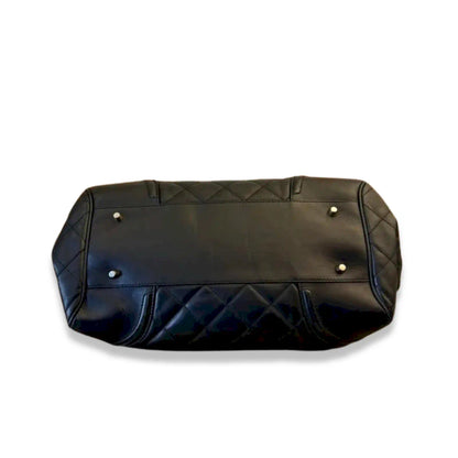 BURBERRY BLACK QUILTED MANOR BAG