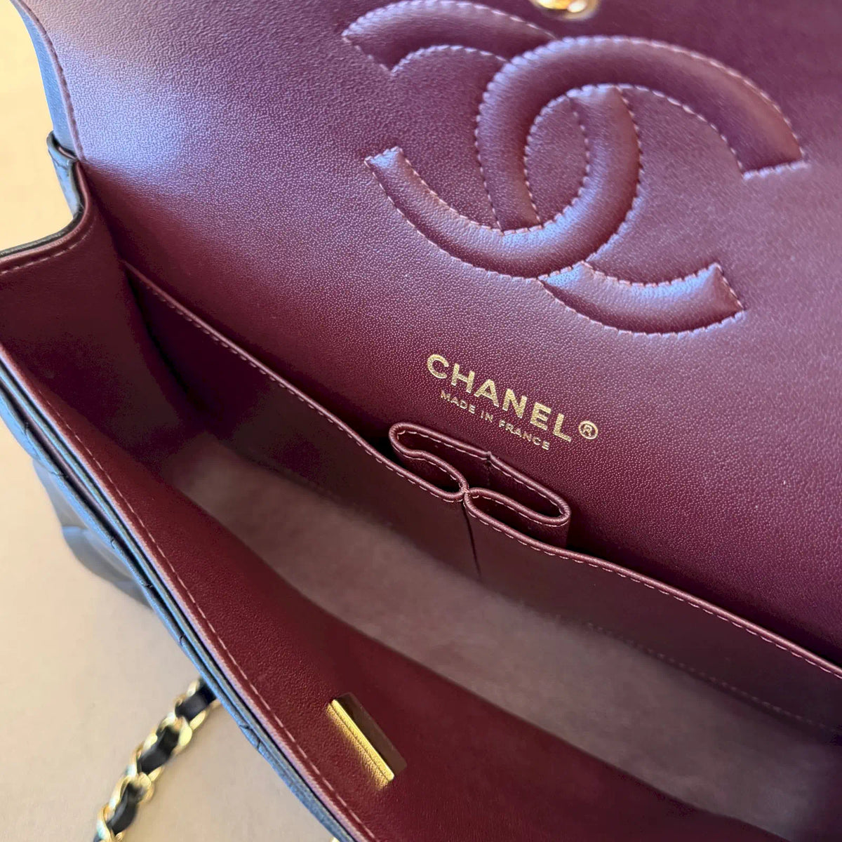 CHANEL BLACK CLASSIC FLAP BAG