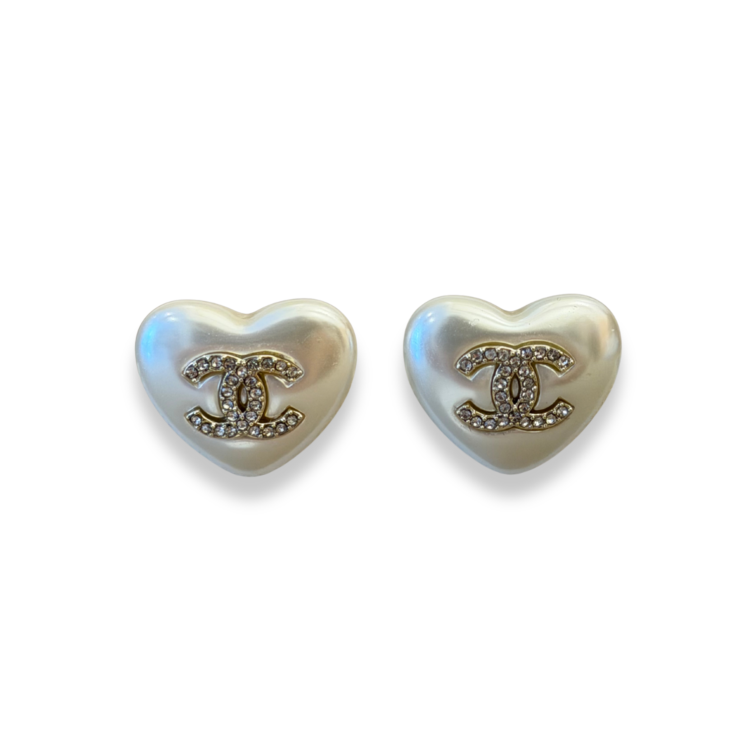 CHANEL PEARL WHITE CRYSTAL CC HEART EARRINGS