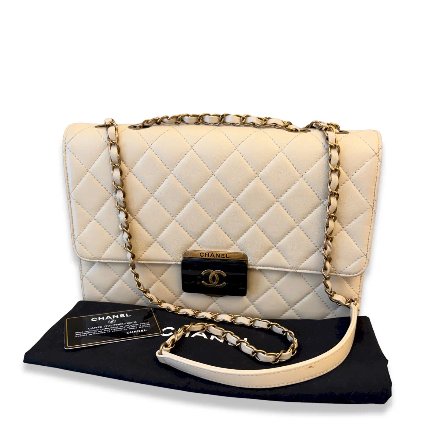 CHANEL WHITE BICOLOR RESIN CHAIN FLAP BAG