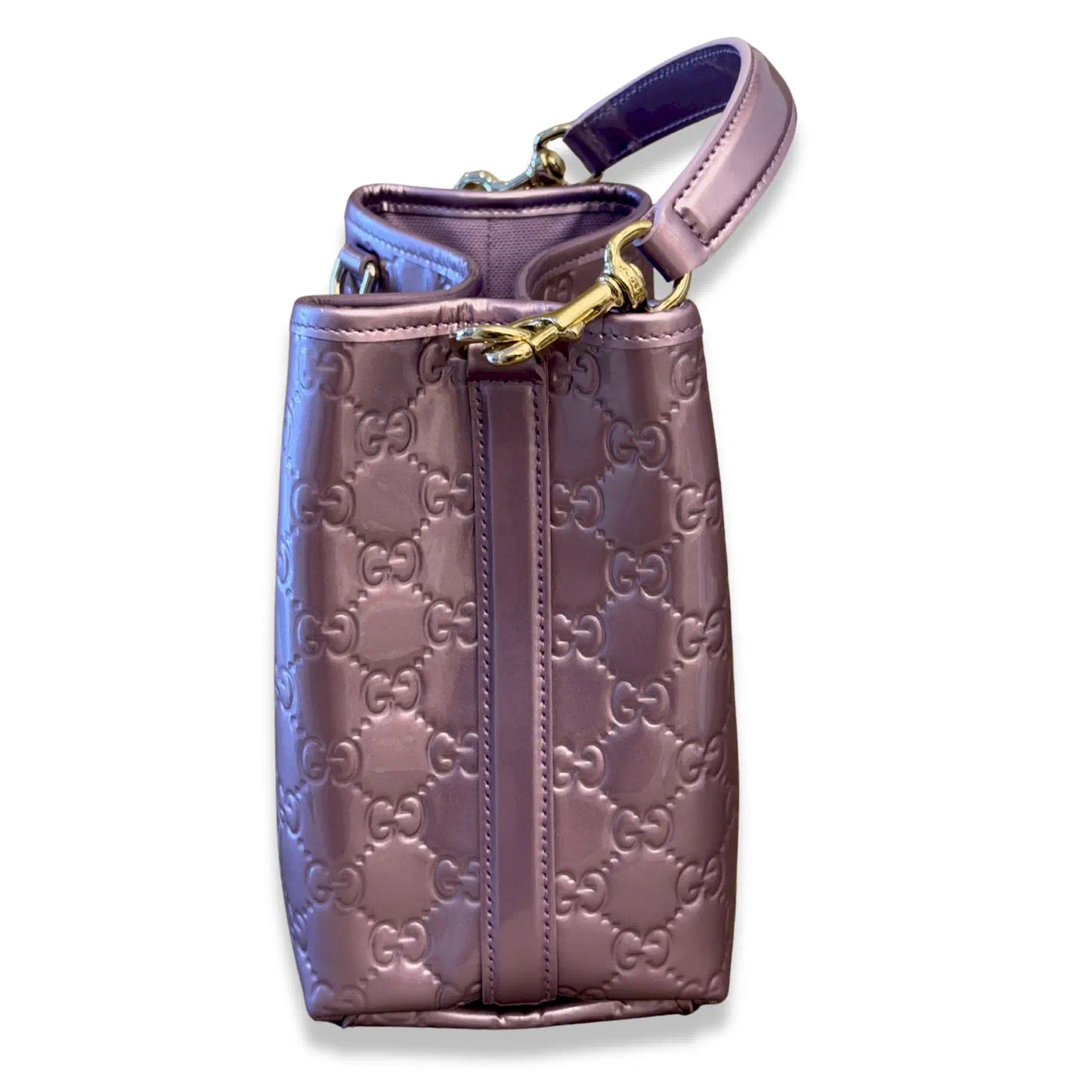 GUCCI LILAC GG EMBLEM SMALL BUCKET BAG