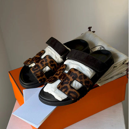 HERMÈS LEOPARD CHYPRE SANDALS