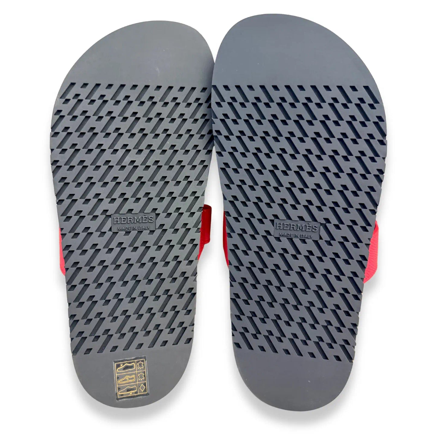 HERMÈS ROSE GRENADE CHYPRE SANDALS