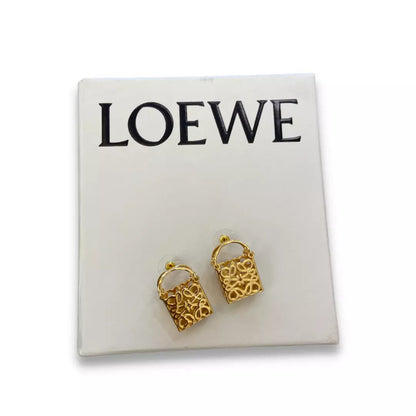 PENDIENTES ANAGRAMA LOEWE
