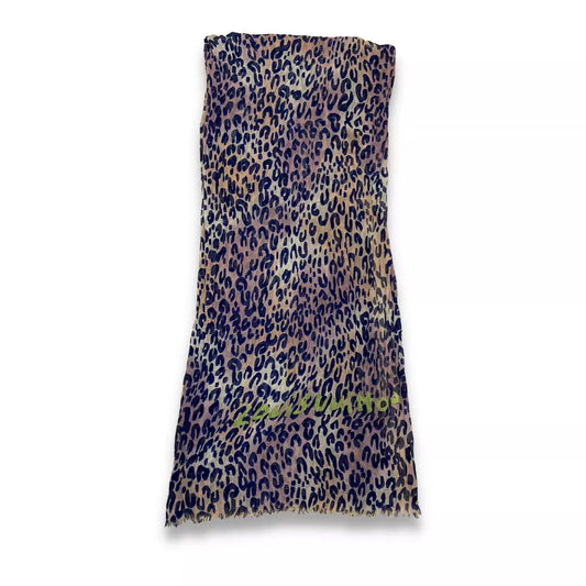 Bufanda de cachemira con estampado de leopardo de Louis Vuitton
