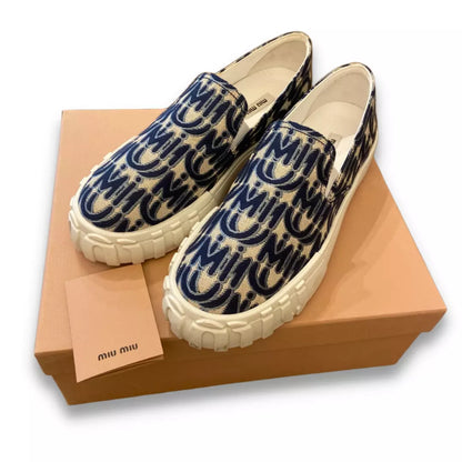 ZAPATILLAS MIU MIU CON ESTAMPADO DE MONOGRAMA AZUL