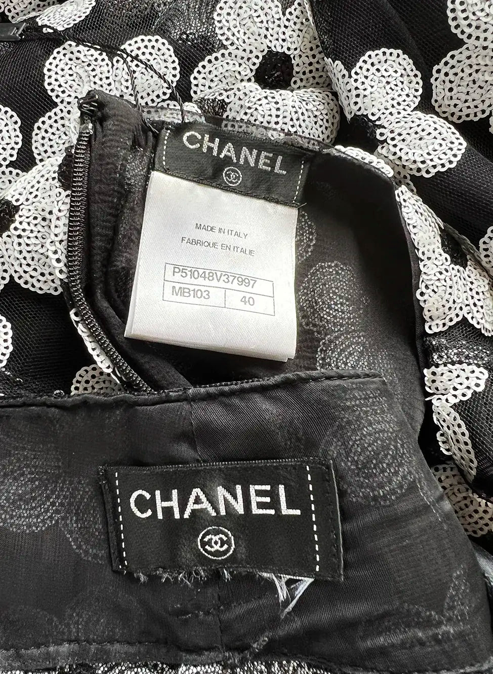 CHANEL FLOWER TOP