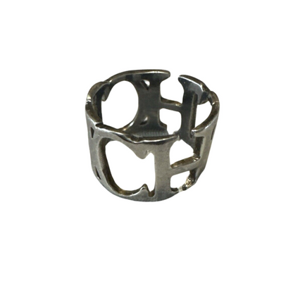 ANILLO DE PLATA CON LOGO DE CAROLINA HERRERA