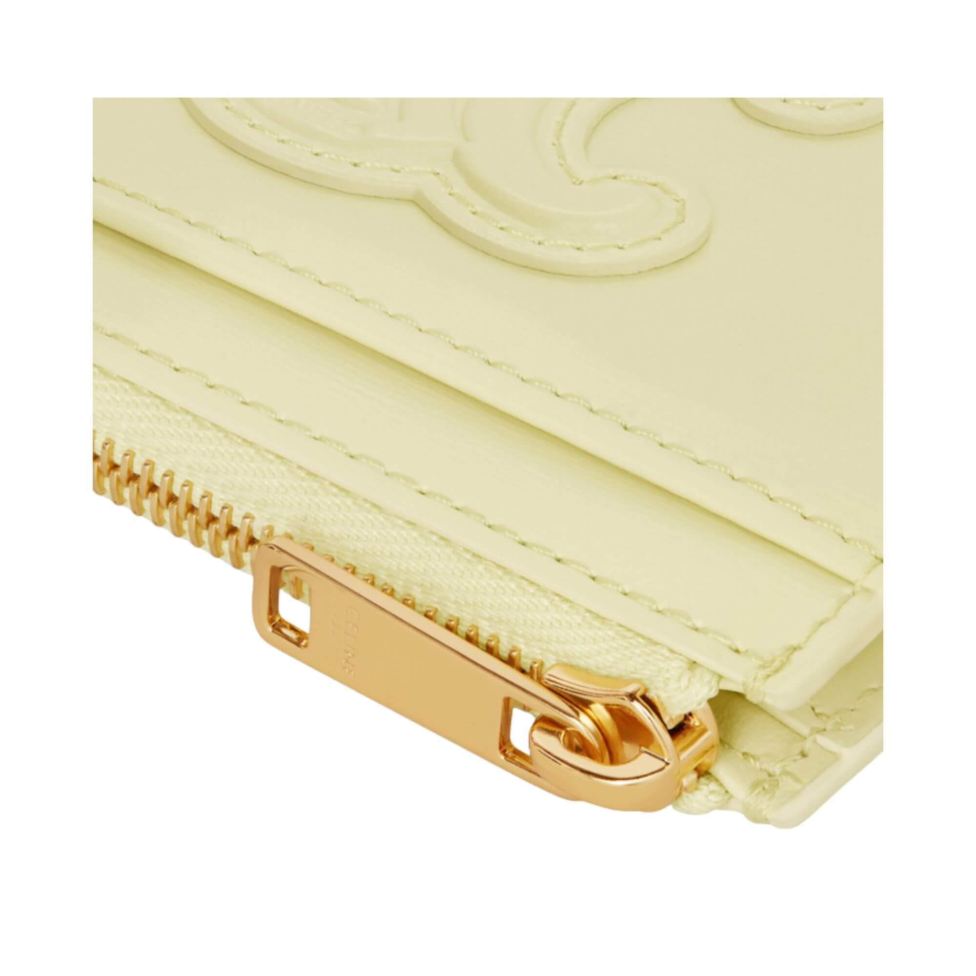 CELINE ZIPPED CARD HOLDER CUIR TRIOMPHE IN SHINY CALFSKIN LIGHT YELLOW