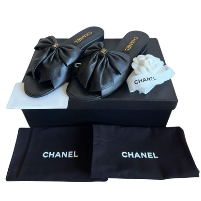 CHANEL BLACK LEATHER LACE SANDALS