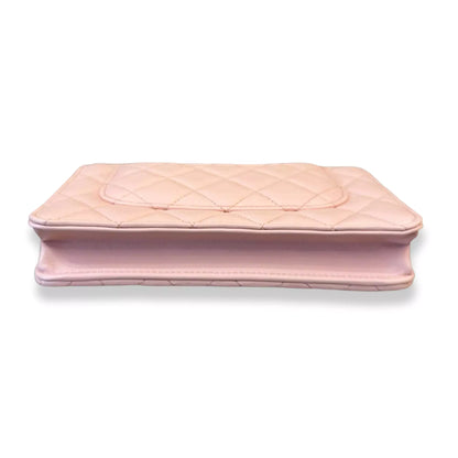 BOLSO CHANEL ROSA CLARO CON ASA SUPERIOR Y PERLAS