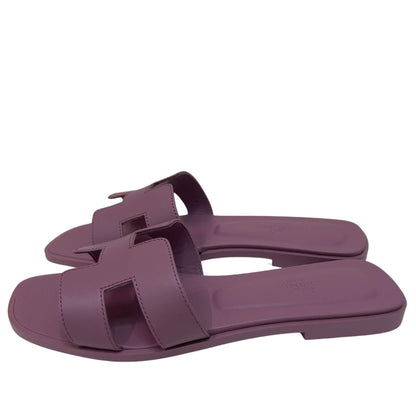 Sandalias Hermès color morado y naranja