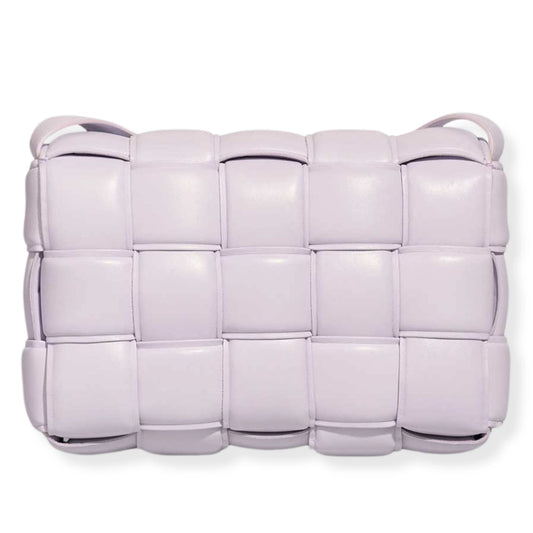 BOLSO CASETTE BOTTEGA VENETA MORADO CLARO
