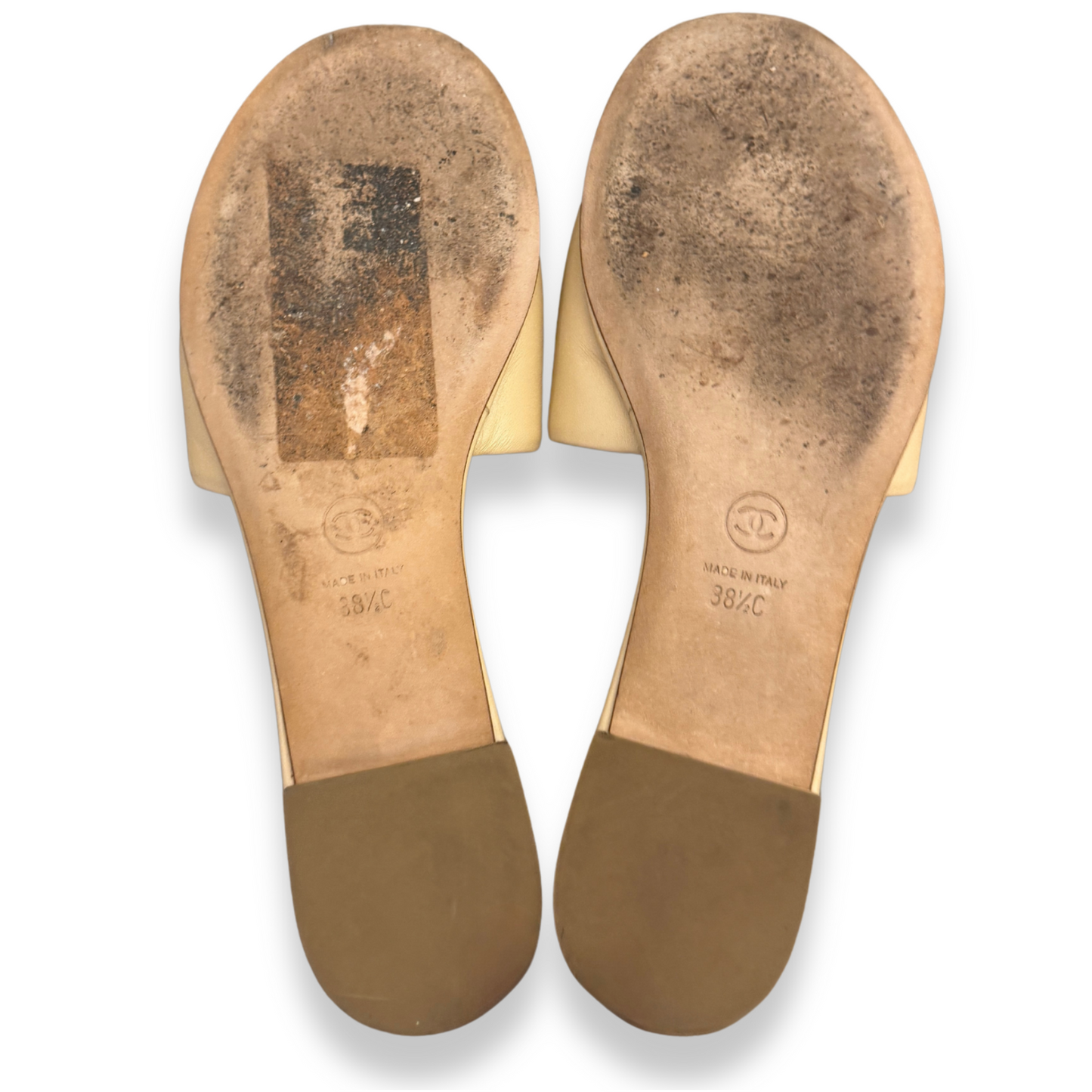 CHANEL NUDE PEARL CC SLIDES