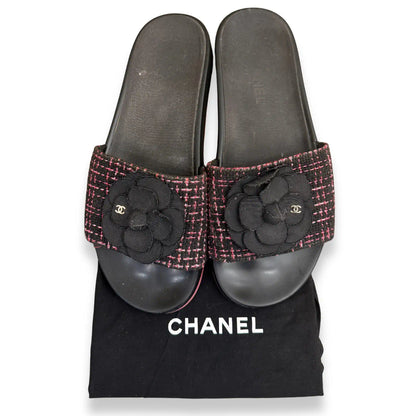 CHANEL PINK TWEED SANDALS