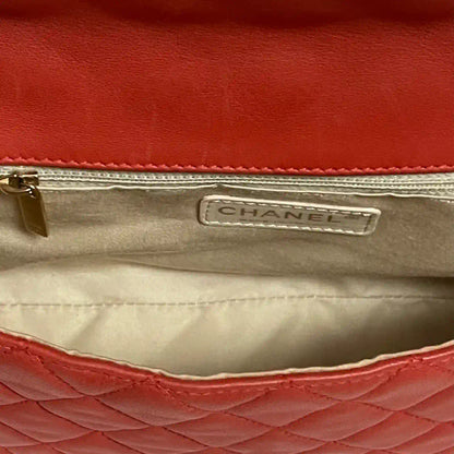 CHANEL RED LAMBSKIN CLASSIC FLAP BAG