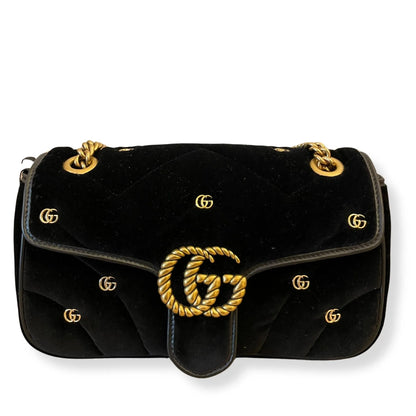 GUCCI TERCIOPELO METALASSÉ TACHUELAS PEQUEÑAS TORCHON GG MARMONT
