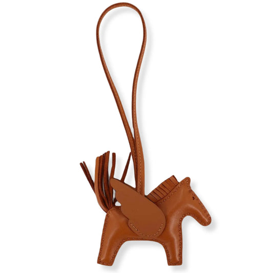 Charm PM de oro Pegasus Rodeo de Hermès