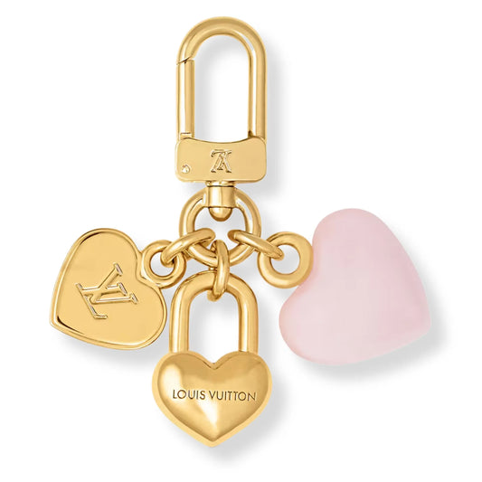 CHARM DE CORAZÓN DE LOUIS VUITTON