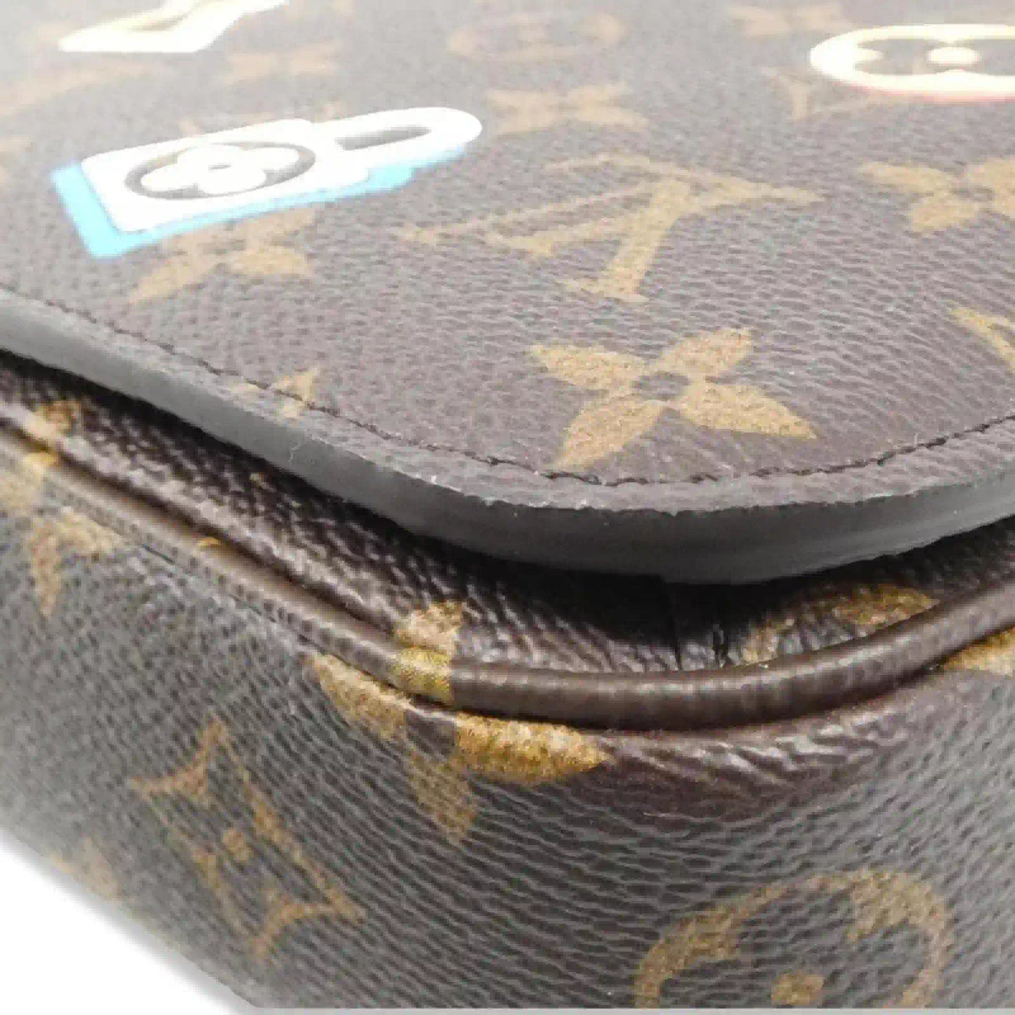LOUIS VUITTON POCHETTE METIS MM BAG