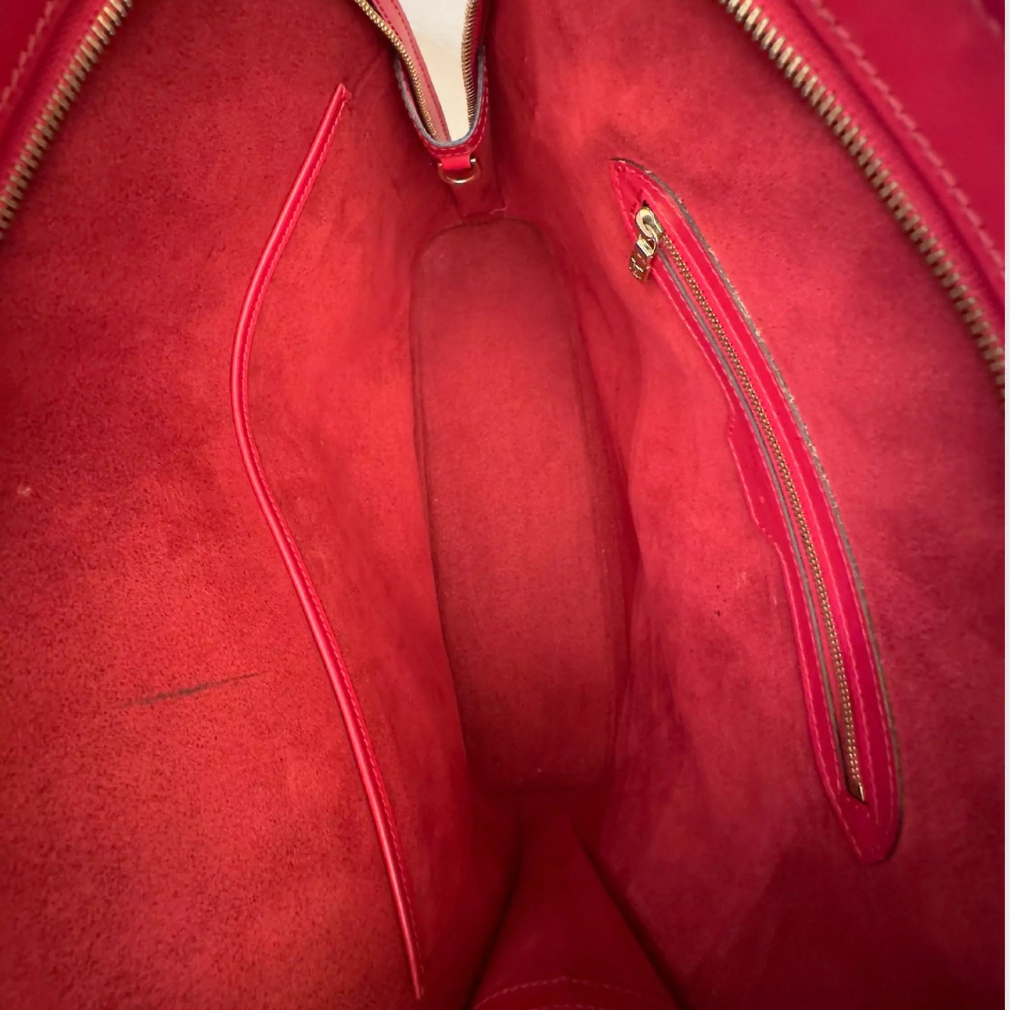 LOUIS VUITTON RED LEATHER ALMA VINTAGE BAG