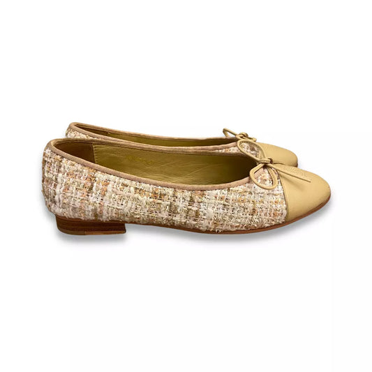 Bailarinas Chanel de tweed y piel color beige